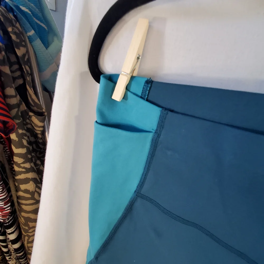 Women's All In Motion Two Tone Green  Leggings Size XL - Picture 7 of 10